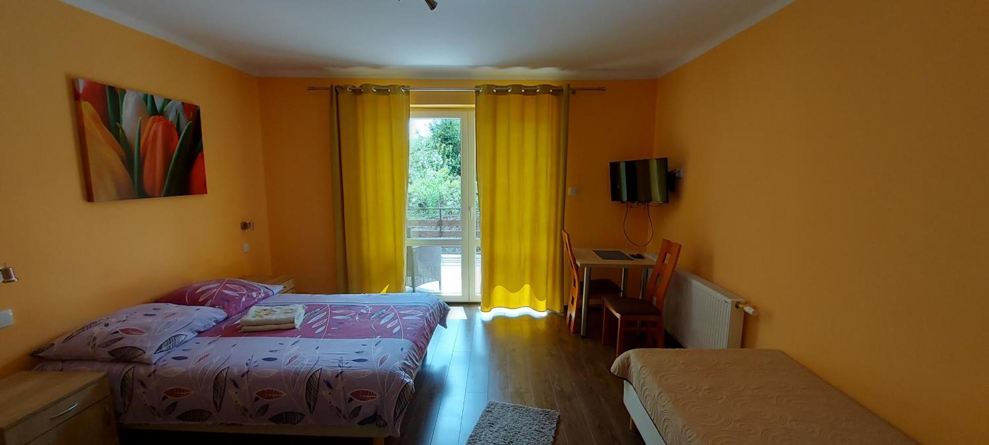 Pokoje Goscinne Stokrotka Nałęczów Esterno foto